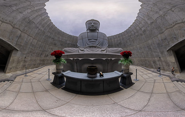 滝野霊園 頭大仏殿 Hill of the Buddha