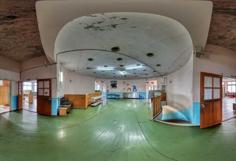 旧石狩小学校円形校舎